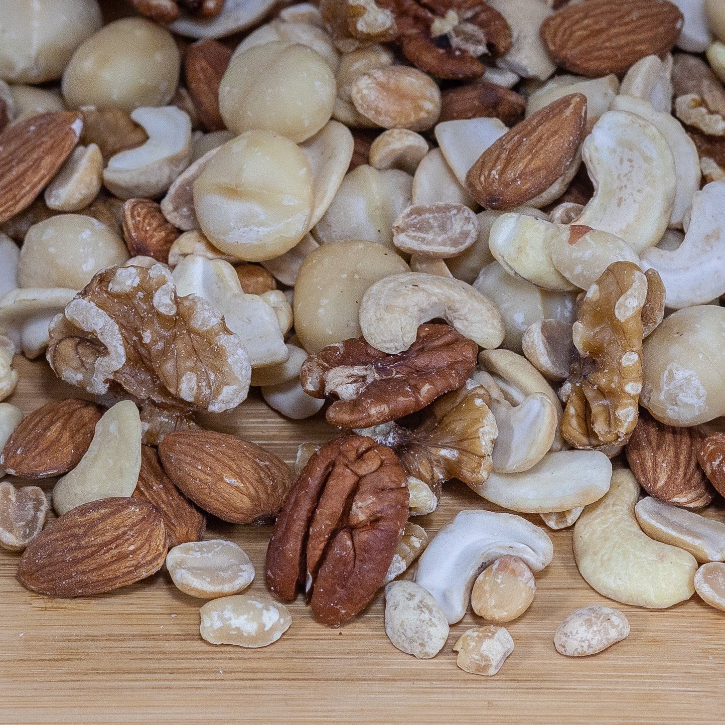 Organic Nuts Blend (24 oz.) - HealU